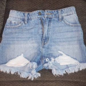 Light wash fashion nova Jean short